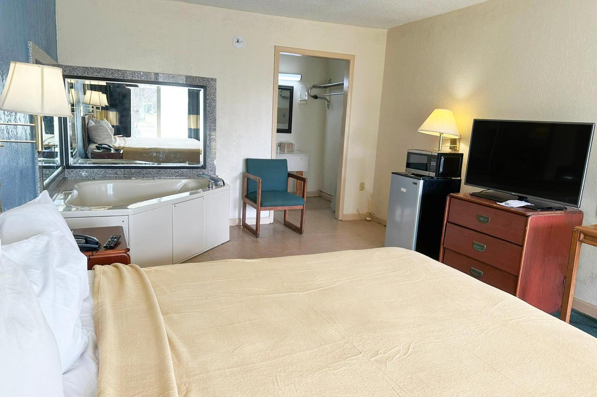 Super Inn & Suites By Oyo Milledgeville Ngoại thất bức ảnh
