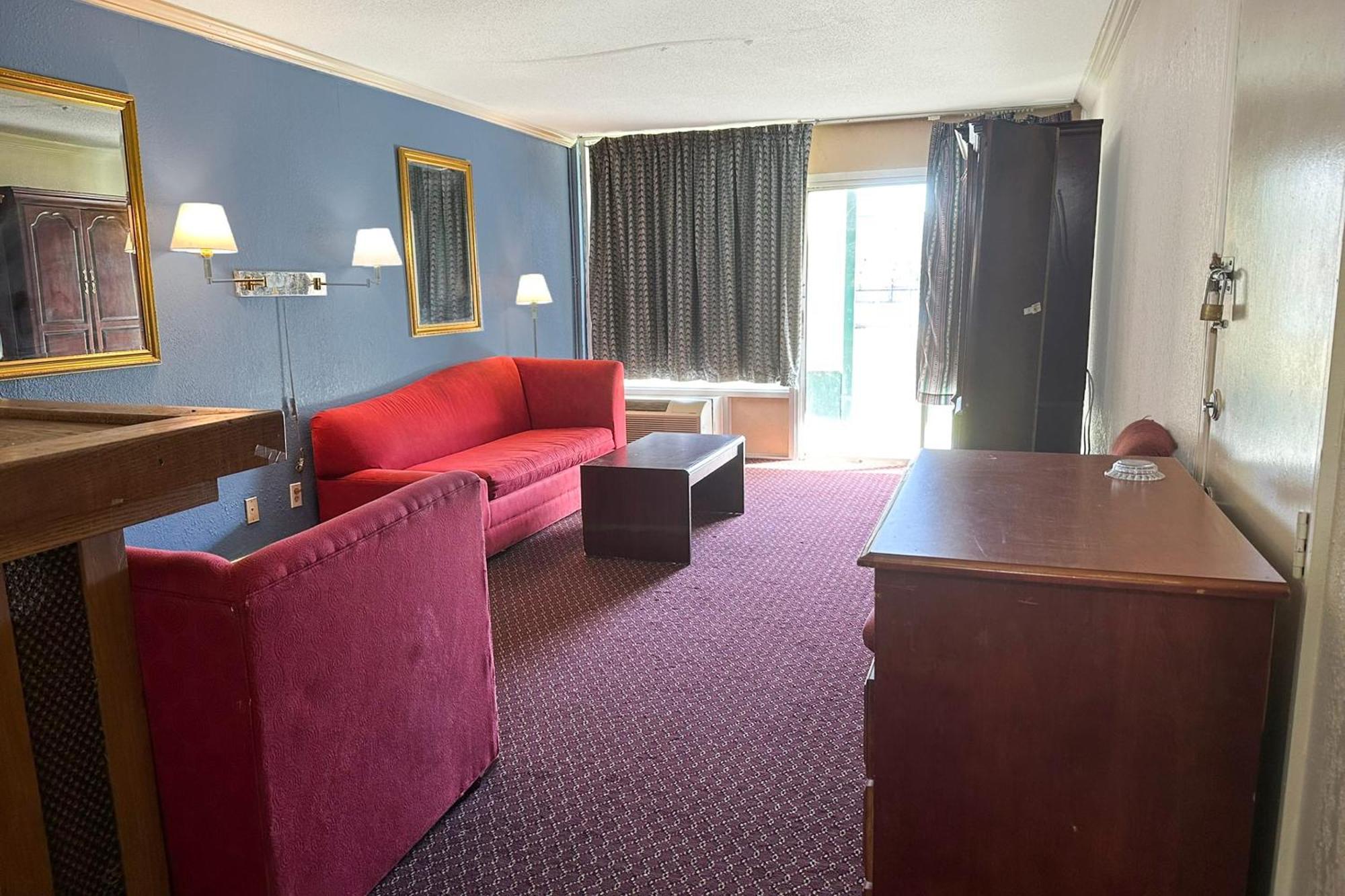 Super Inn & Suites By Oyo Milledgeville Ngoại thất bức ảnh